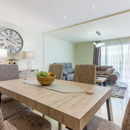 Magnolia Duplex